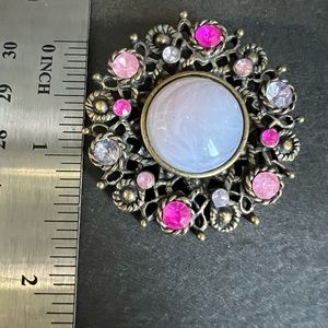 Vintage Marbled Cabochon Brooch/Pin Pretty Pinks